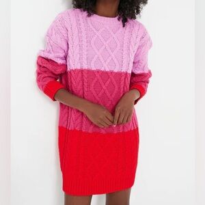 Colorblock Cable Knit Sweater